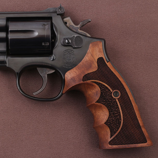 Smith Wesson K/L/X - Frame Round Butt Ceviz Ağacı Logo Yok 