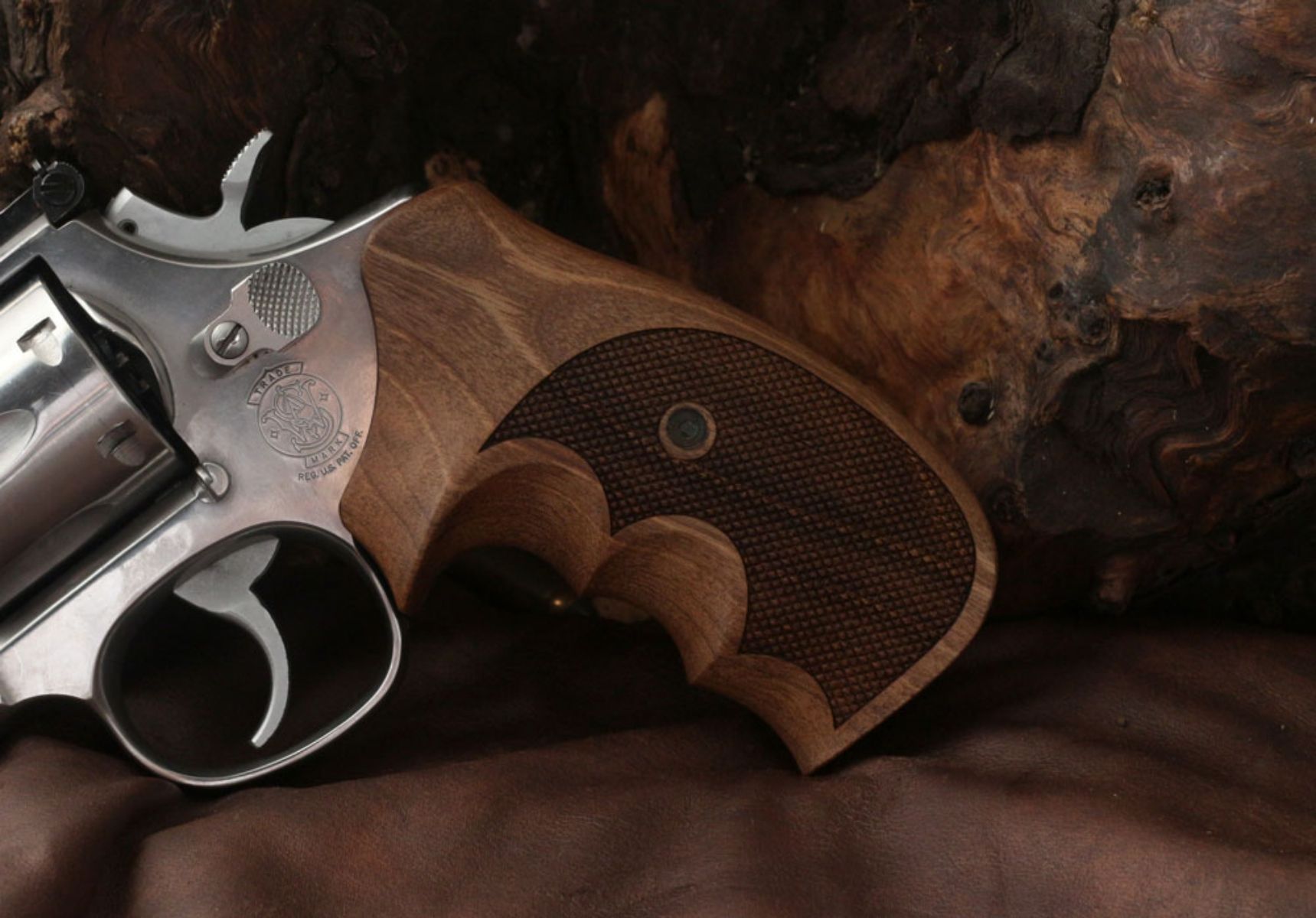 Smith Wesson K/L/X - Frame Round Butt Ceviz Ağacı Lazer Logo 