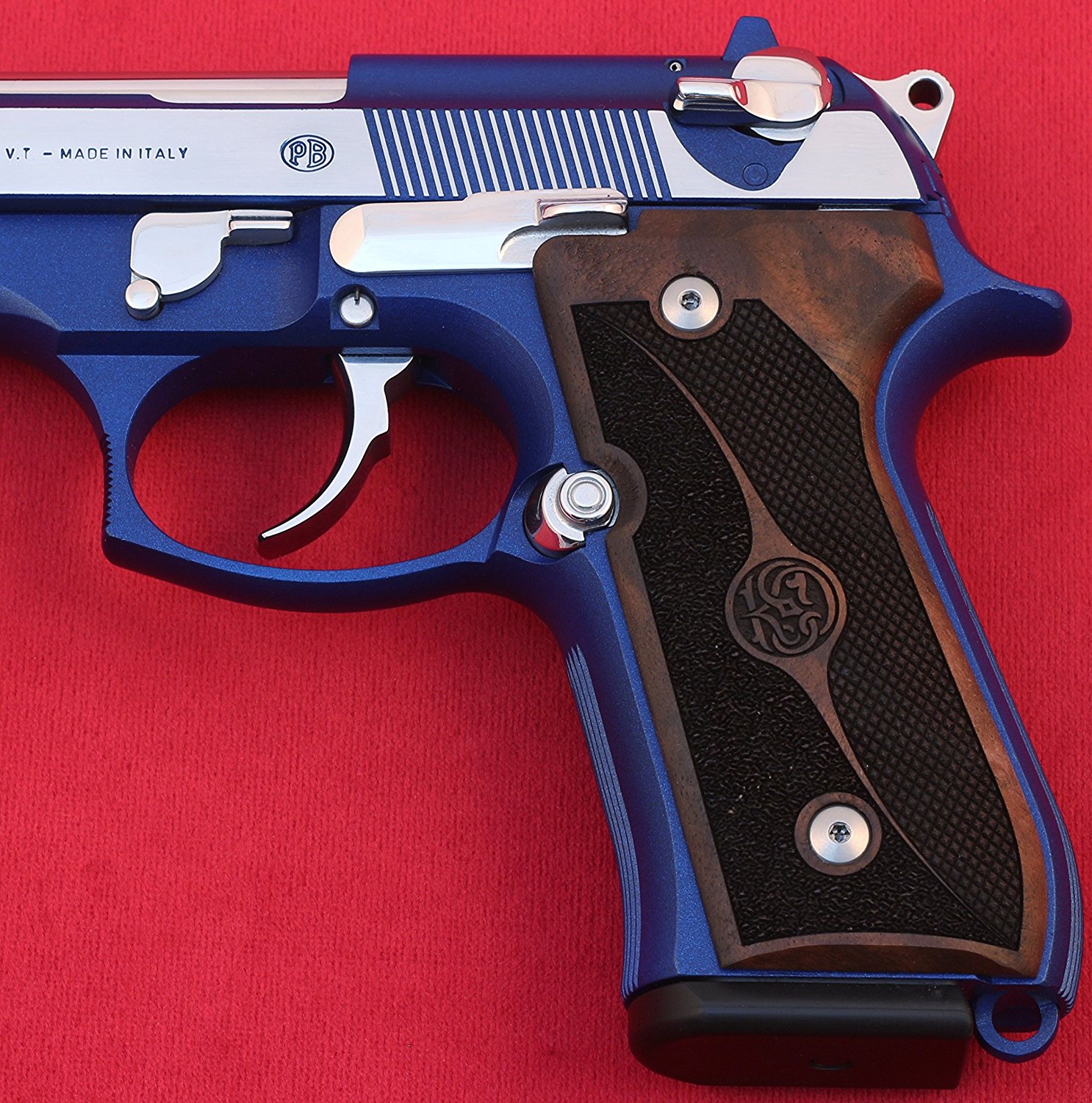 Beretta 92FS, 92, 92F, 92A1, 92FS INOX, 92G, 92D, 96, 96D, 96A1, M9, M9A1 Ceviz Ağacı Lazer Logo 