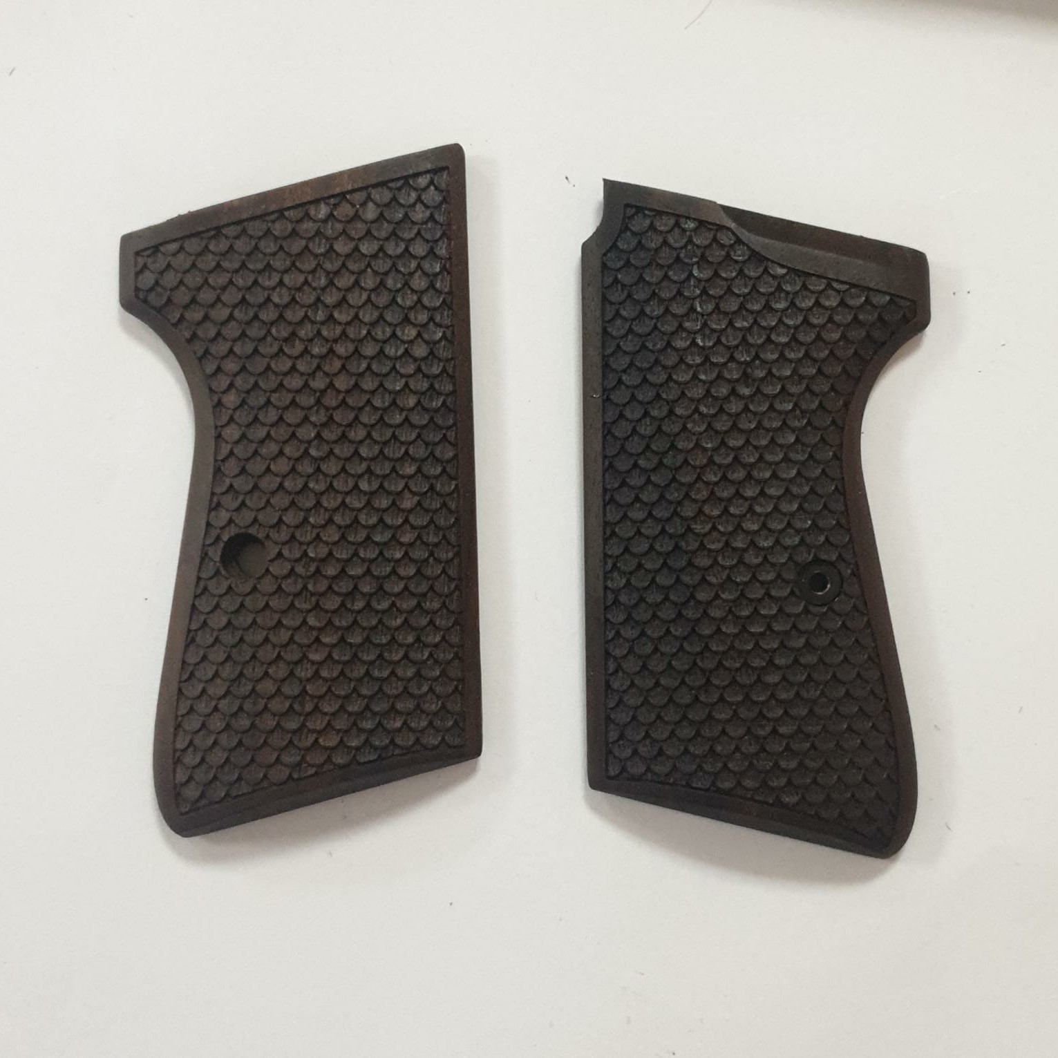 Walther PP GERMANY Ceviz Ağacı Logo Yok 