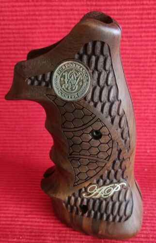 Smith Wesson N Frame Round Butt Ceviz Ağacı Gümüş Logo 