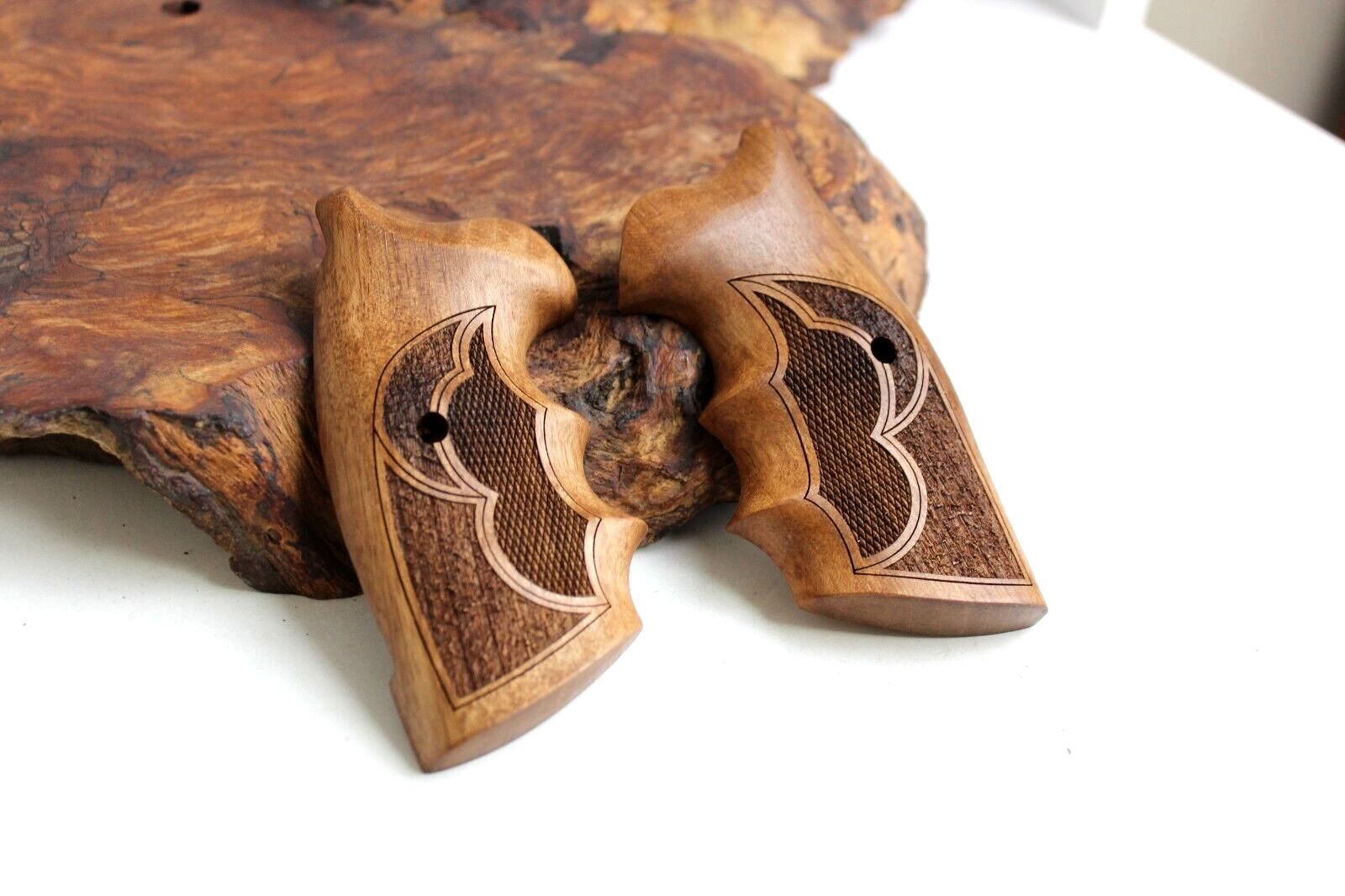 Colt Python & New Anaconda Special Walnut Grips (2020-2021-2022 Only )