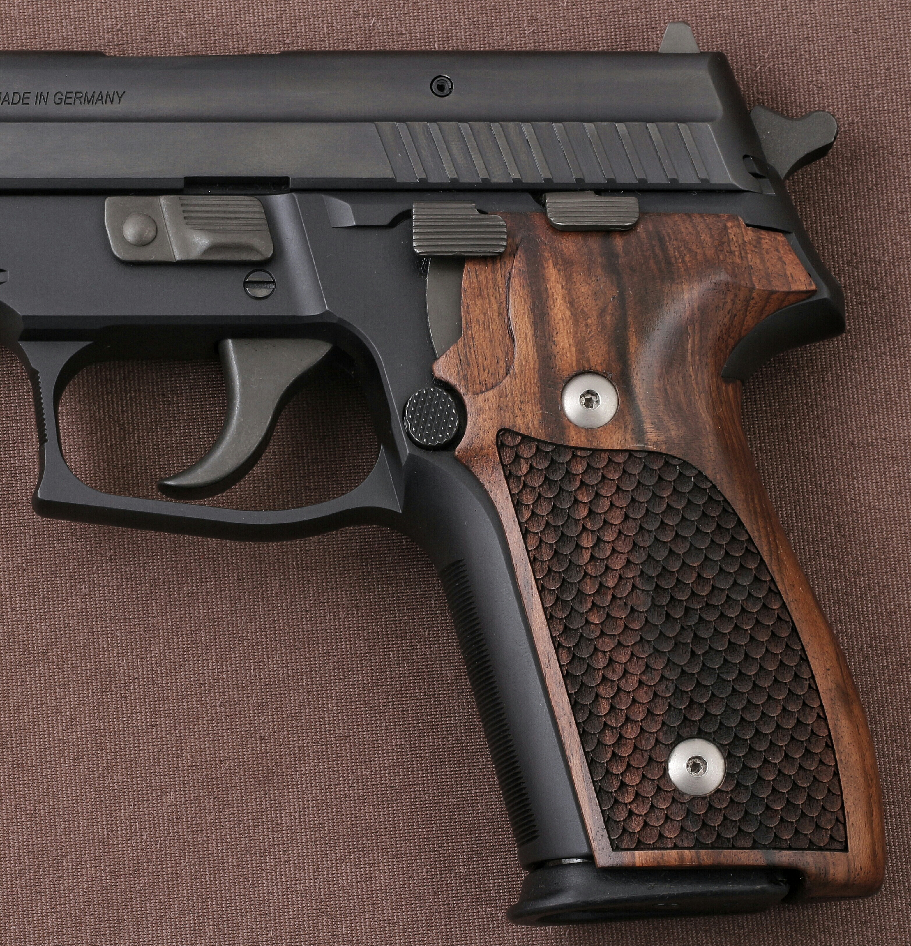 Sig Sauer P228 / P229 Ceviz Ağacı