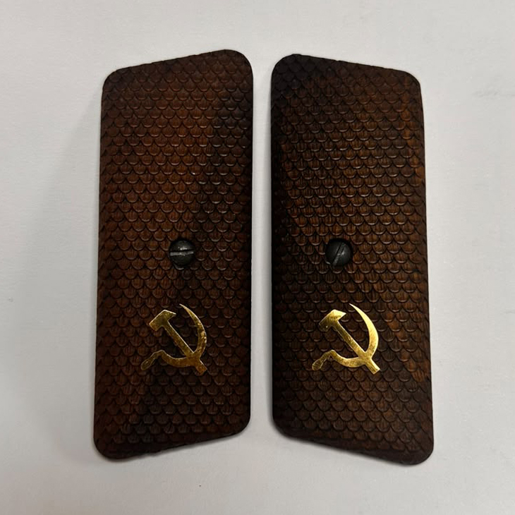 Tokarev M 57 / TT-30 - Ceviz Ağacı - Pirinç Logo