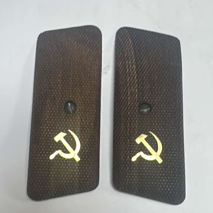 Tokarev M 57 / TT-30 - Ceviz Ağacı - Pirinç Logo